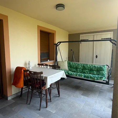 Red Stone Palkoeve 200m A Balaton Parttol Kilatassal Apartmán *