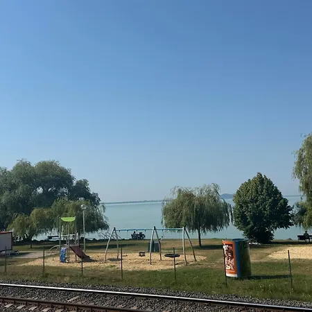 Lejlighed Red Stone Palkoeve 200m A Balaton Parttol Kilatassal
